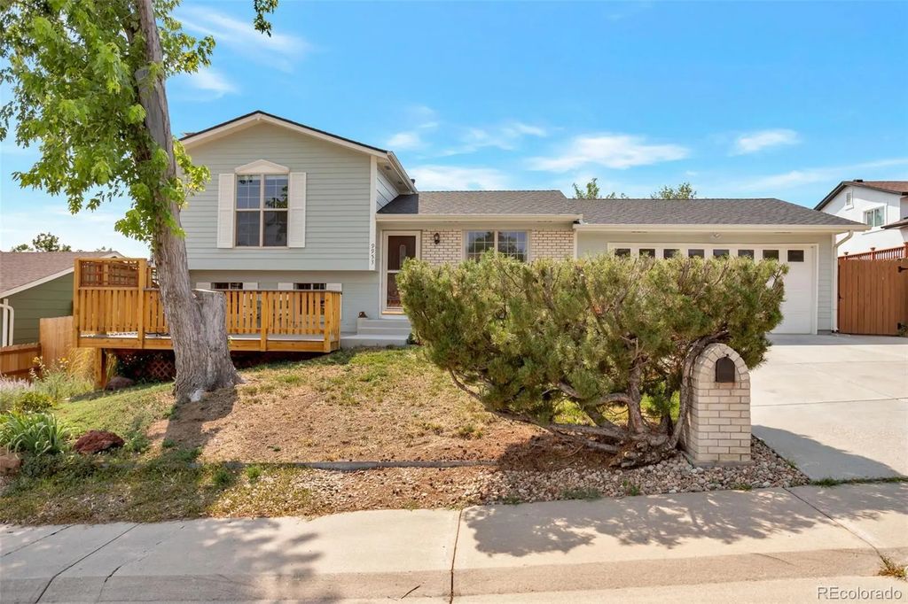 9953 Travis Street, Thornton
