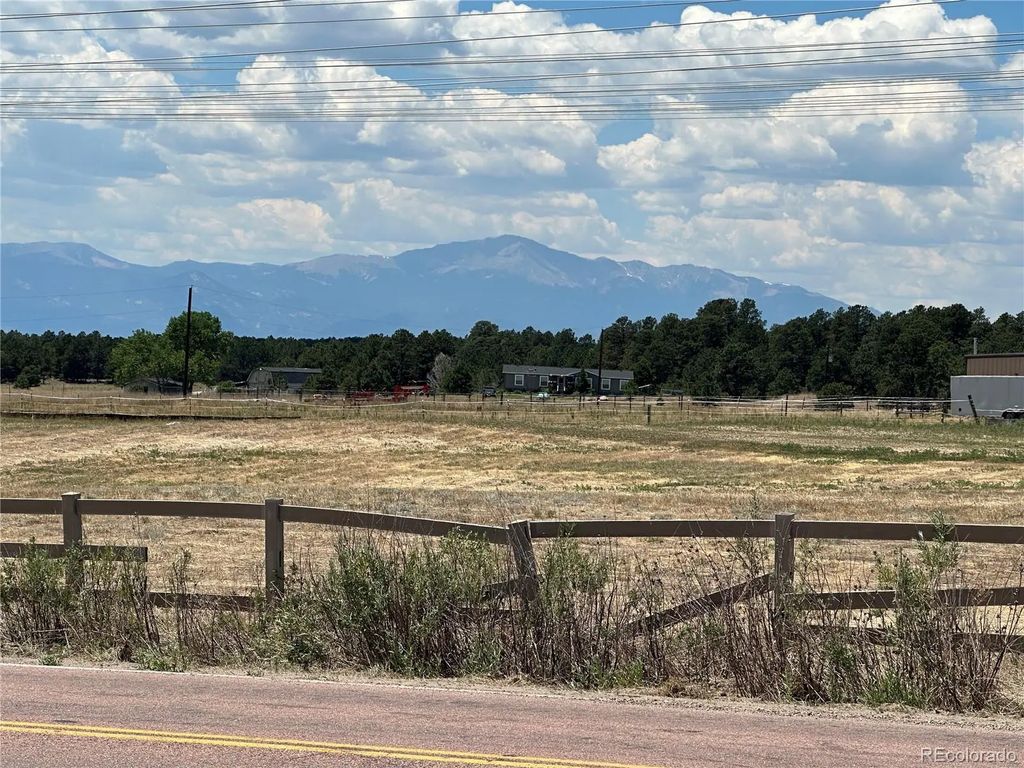 Goodson Road, Peyton