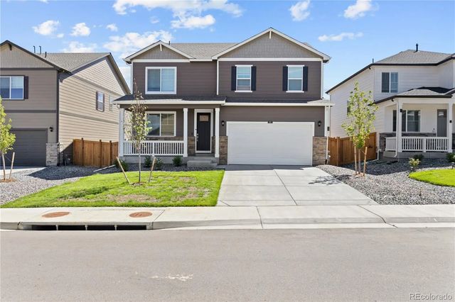 840 N Clubview Street, Watkins