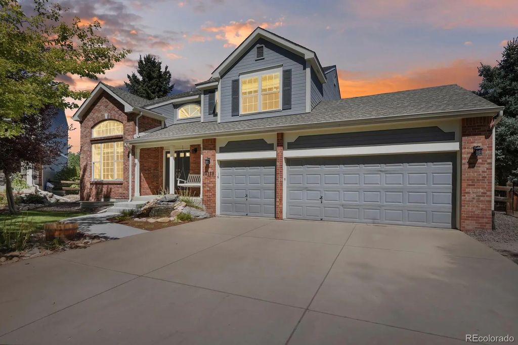 18129 E Caley Circle, Aurora