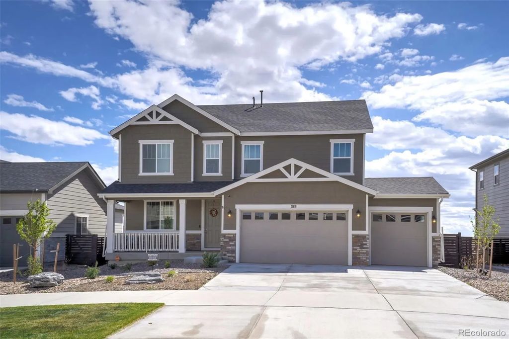 188 S Waterloo Street, Aurora