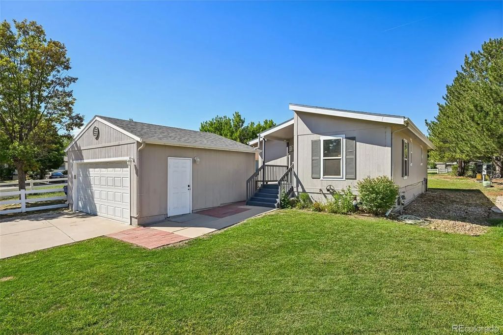 3399 Longview Boulevard, Longmont