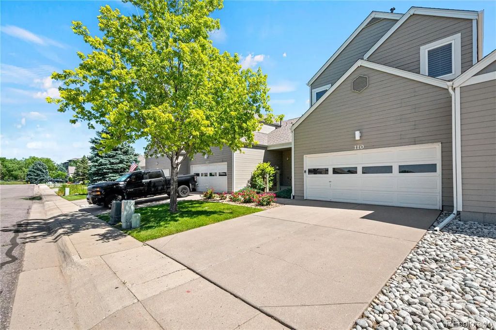 15555 E 40th Avenue 110, Denver