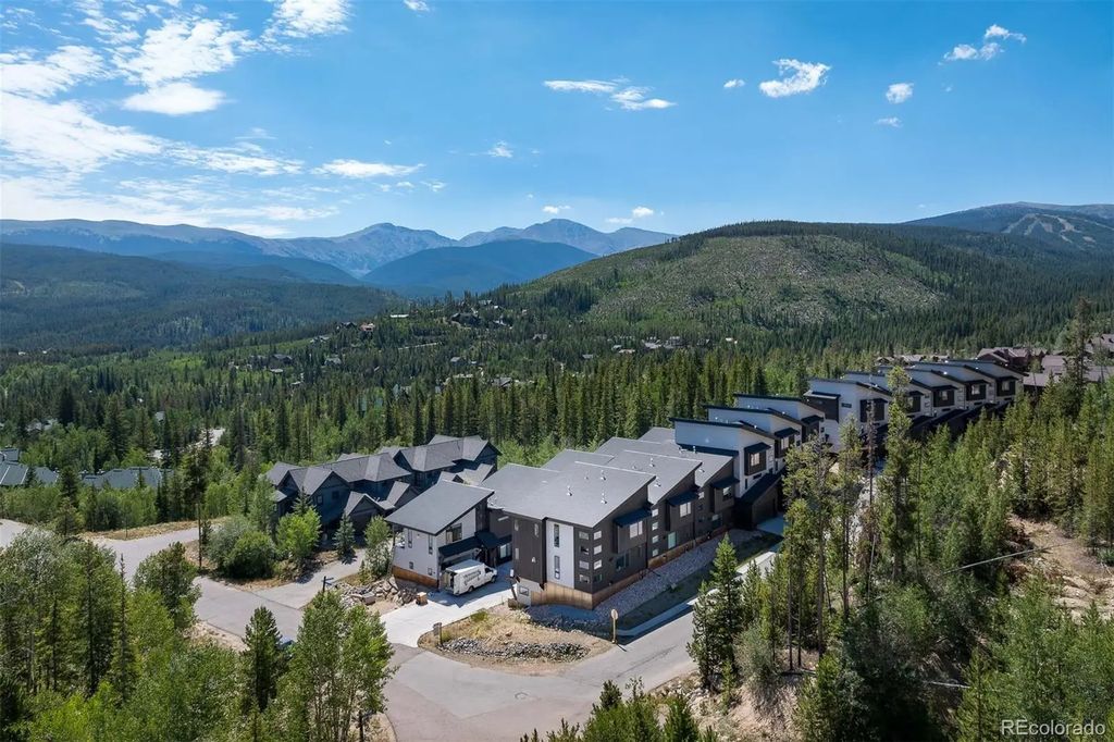 366 Lake Trail, Winter Park
