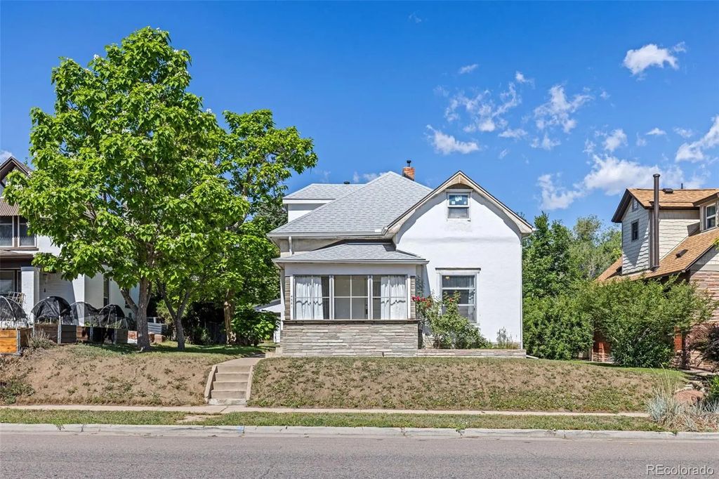 4561 Lowell Boulevard, Denver
