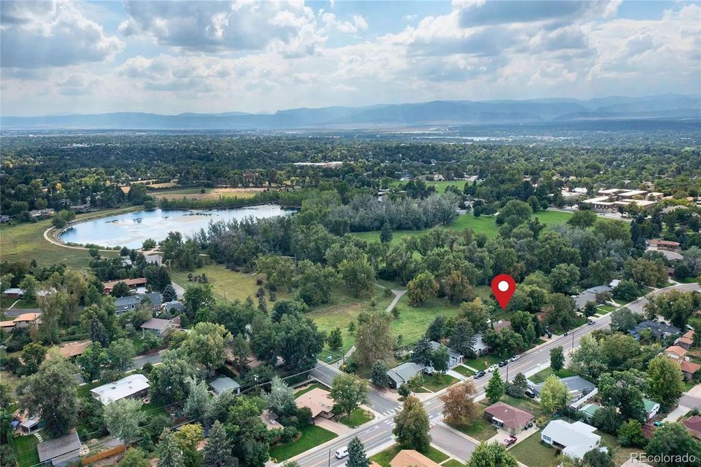 804 W Shepperd Avenue, Littleton