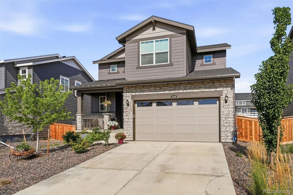 2144 S Fultondale Court, Aurora