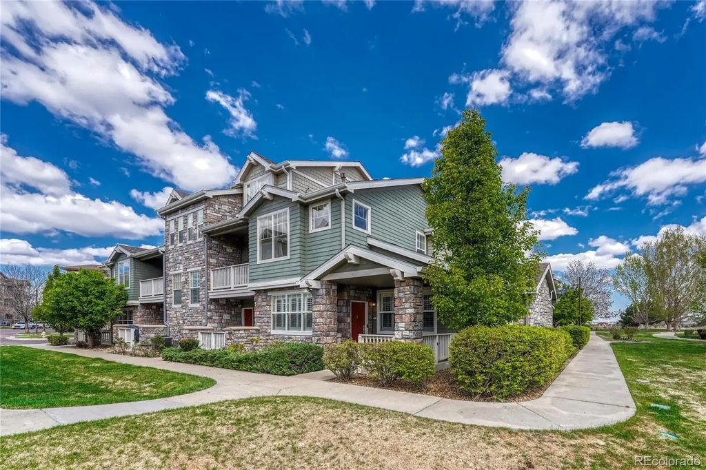 8460 Canyon Rim Trail 4, Englewood