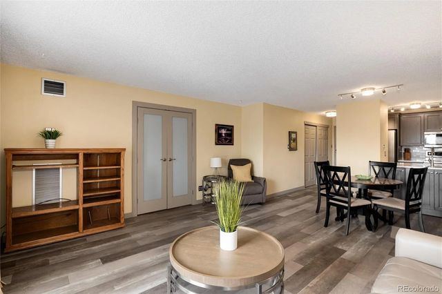 2880 S Locust, Denver