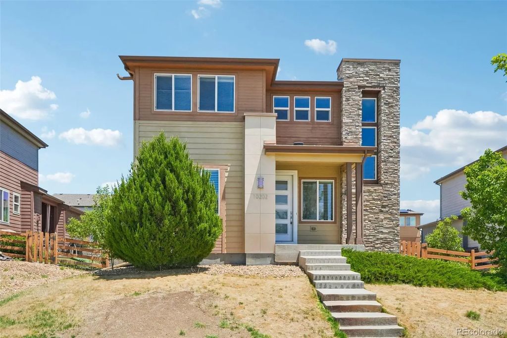 10202 Southlawn Circle, Commerce City