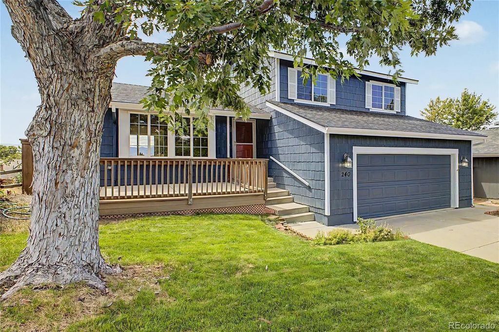 240 Quail Ridge Circle, Littleton