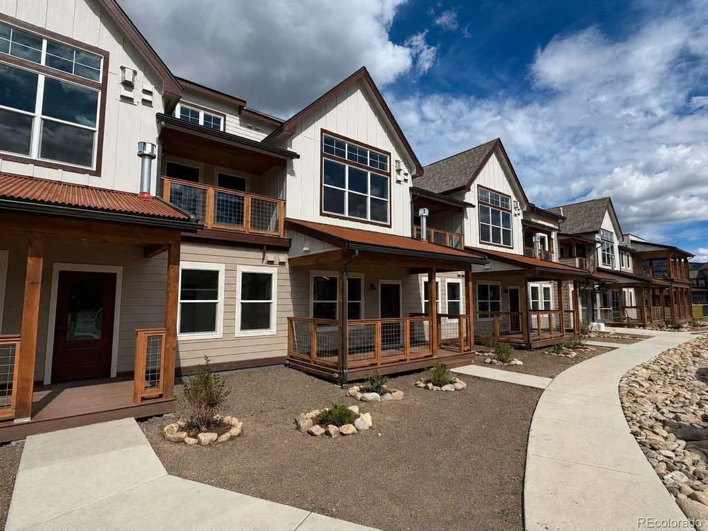 309 Grand Review Drive 101, Leadville
