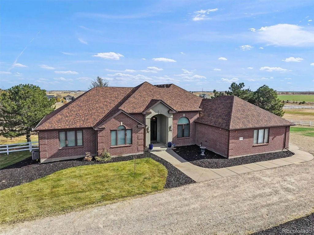 14476 N Maywood Court, Brighton