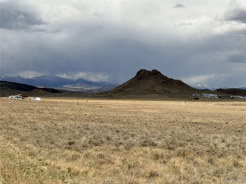 1192 Corral Road, Hartsel