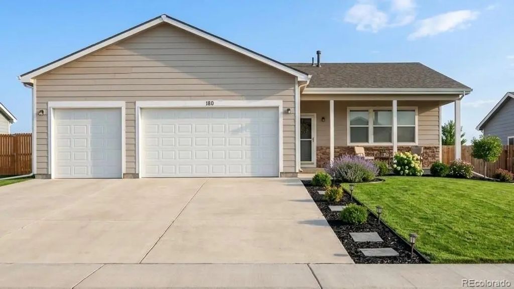 180 S 4th Avenue, Deer Trail