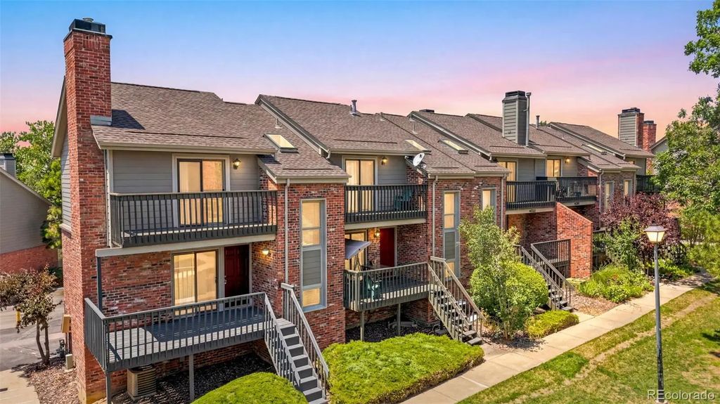 4228 S Granby Court E, Aurora