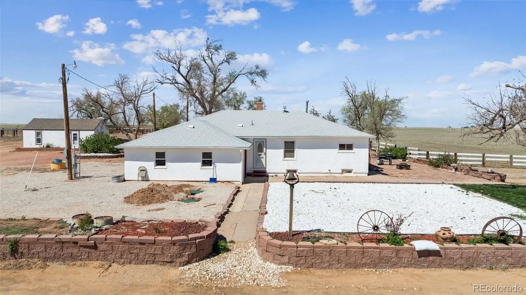 6771 Boone Road, Boone