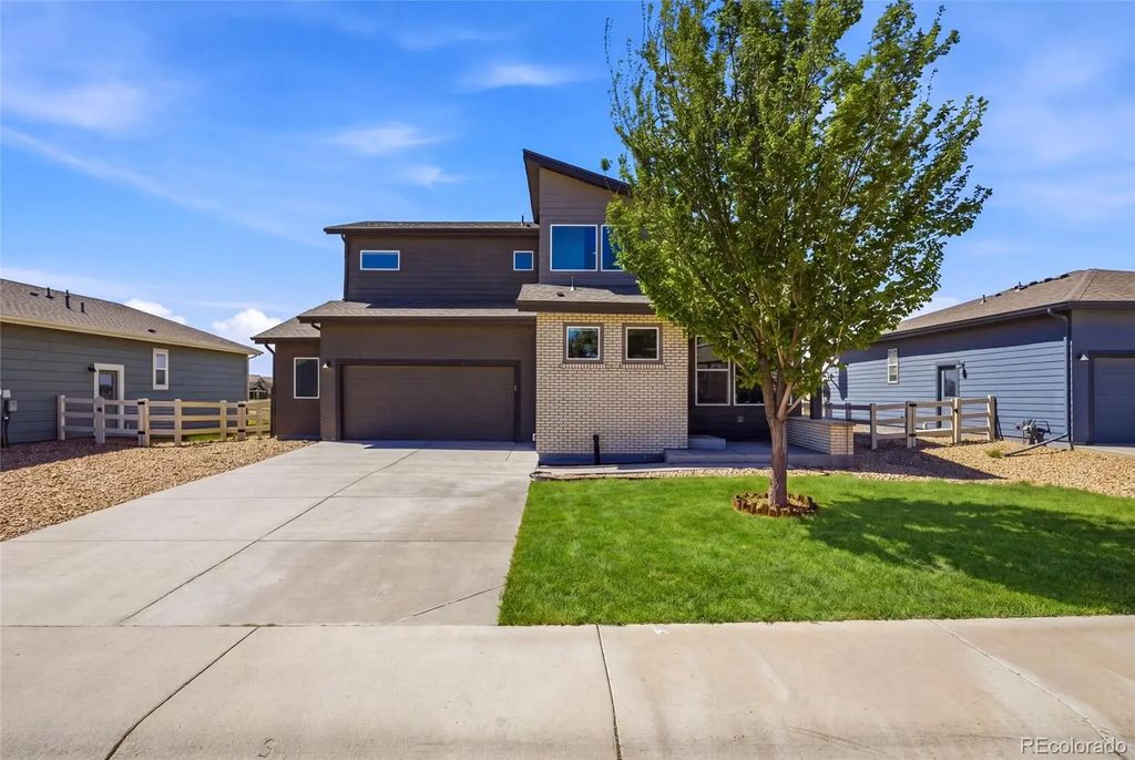 7263 Horsechestnut Street, Wellington