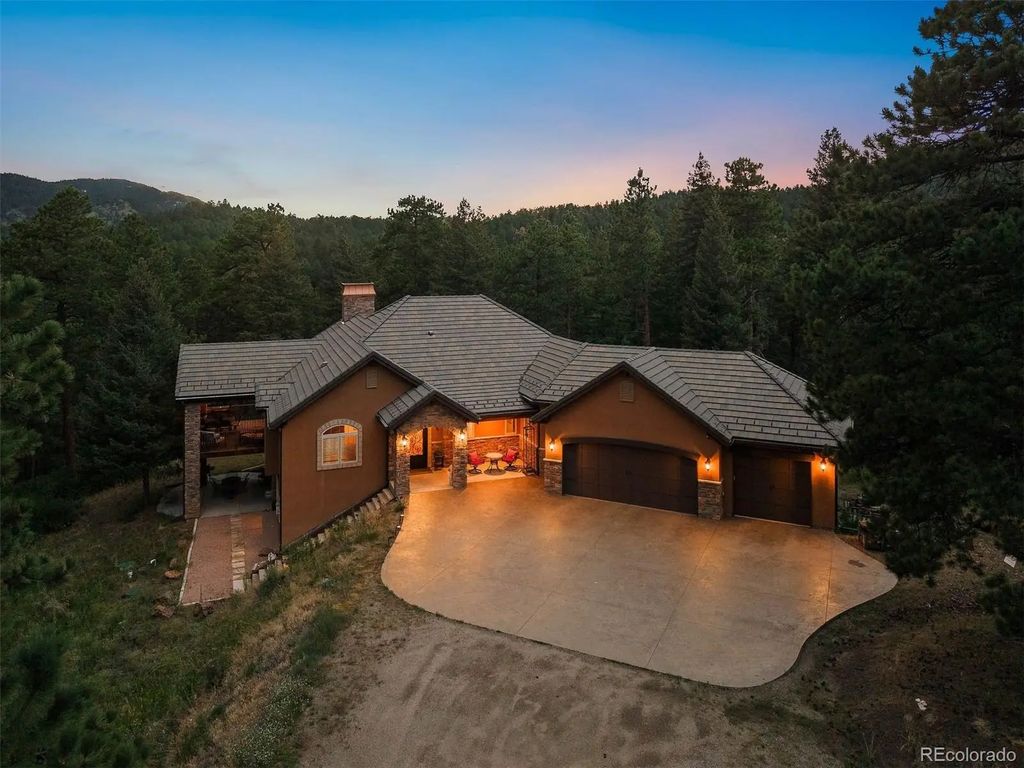 5269 S Algonquin Road, Indian Hills