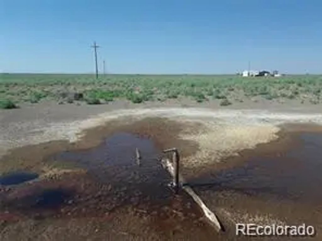 Kaulinite Place, Alamosa