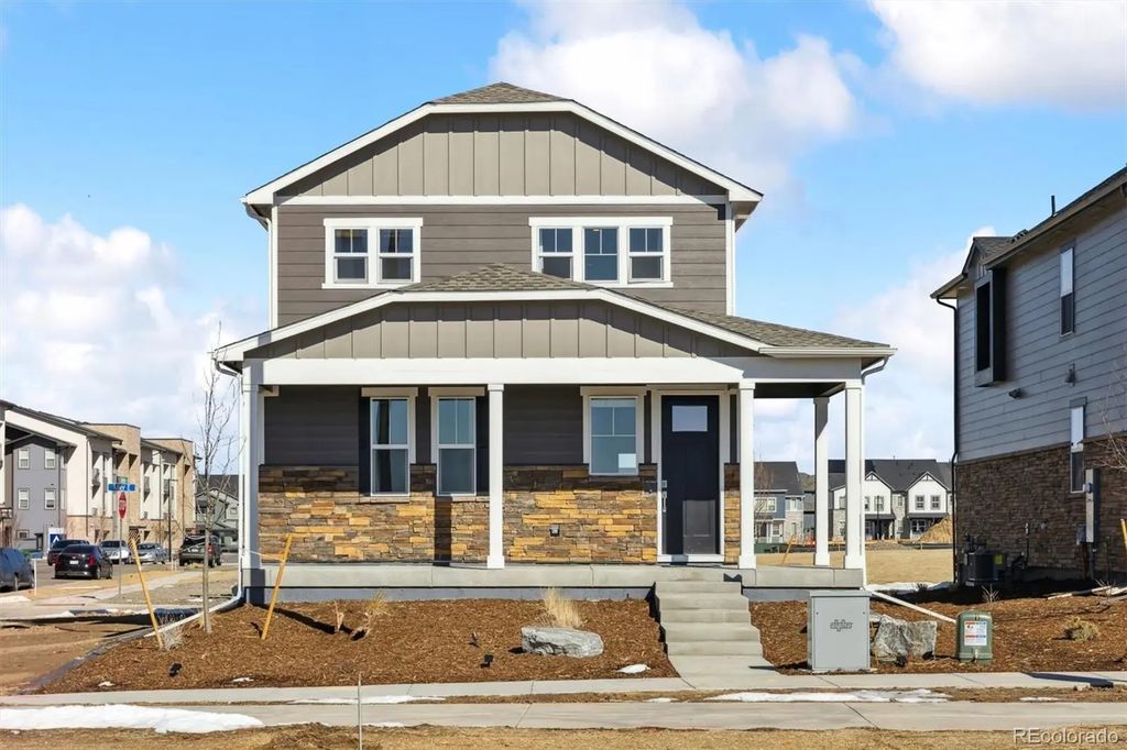 706 N Tempe Street, Aurora