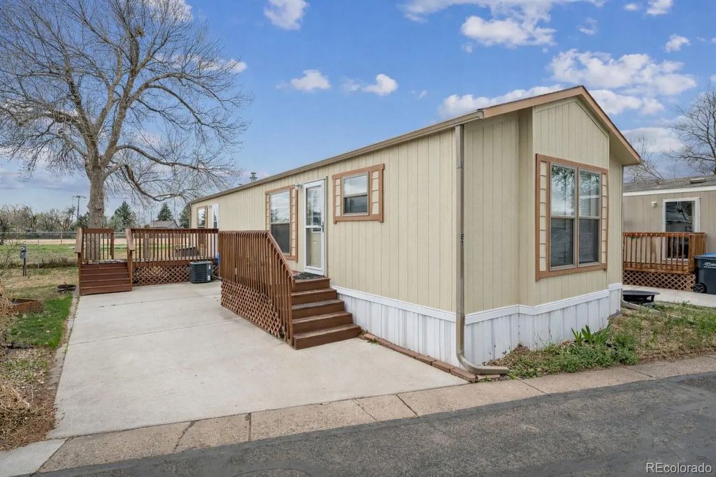 1601 N College Avenue, Fort Collins