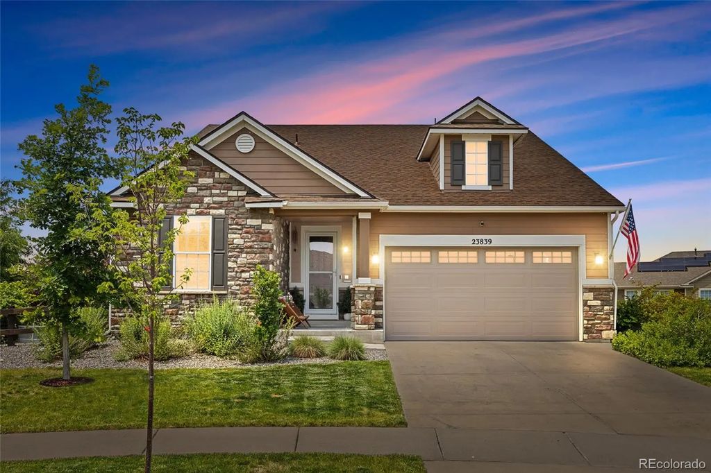 23839 E Narrowleaf Place, Aurora