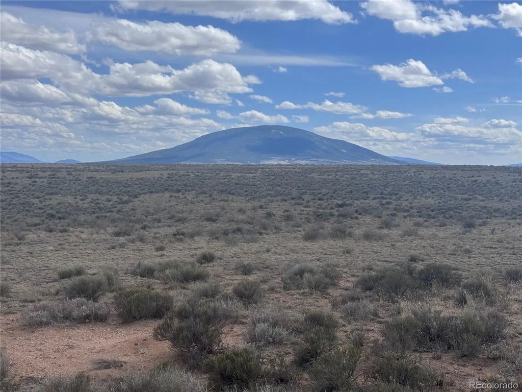Delaware Trail, San Luis