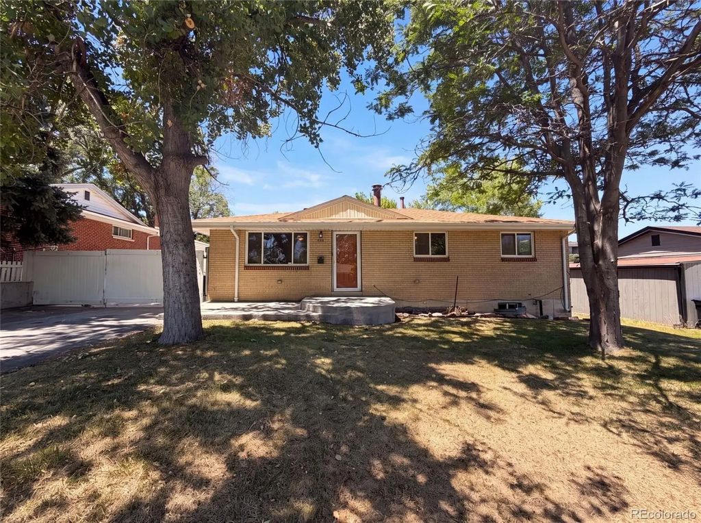5667 Johnson Street, Arvada