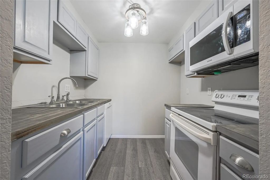 364 S Ironton Street 315, Aurora