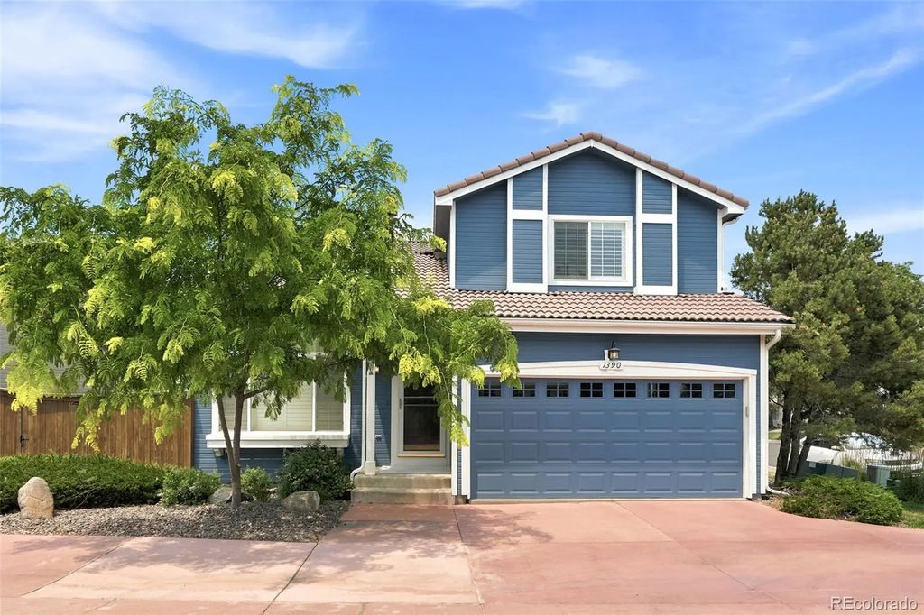 1390 Braewood Avenue, Littleton