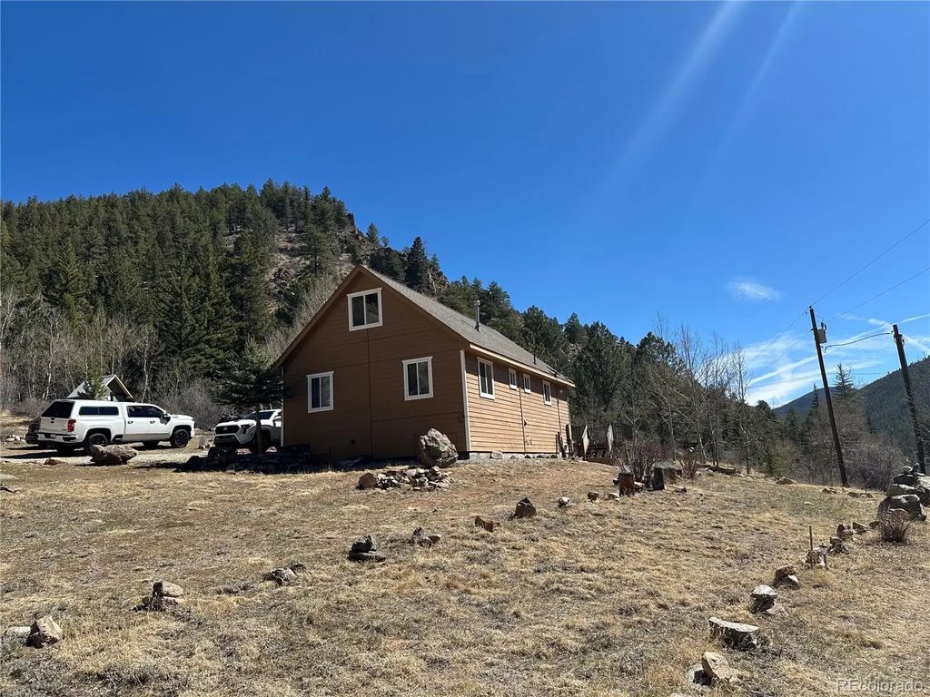 394 County Road 62, Grant