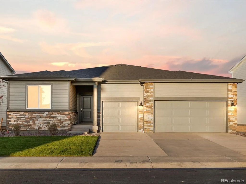 1633 Yampa River Drive, Windsor