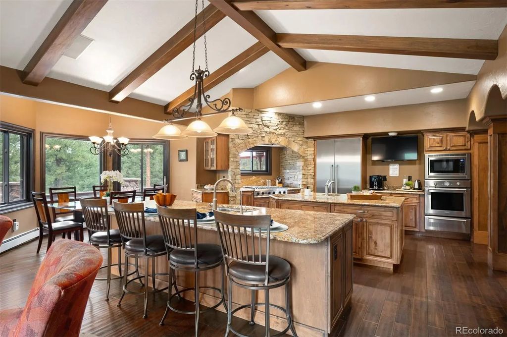 7538 Sanger Way, Morrison