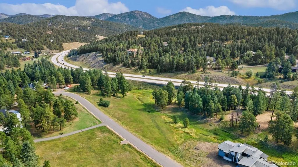 8066 Federation Drive, Morrison
