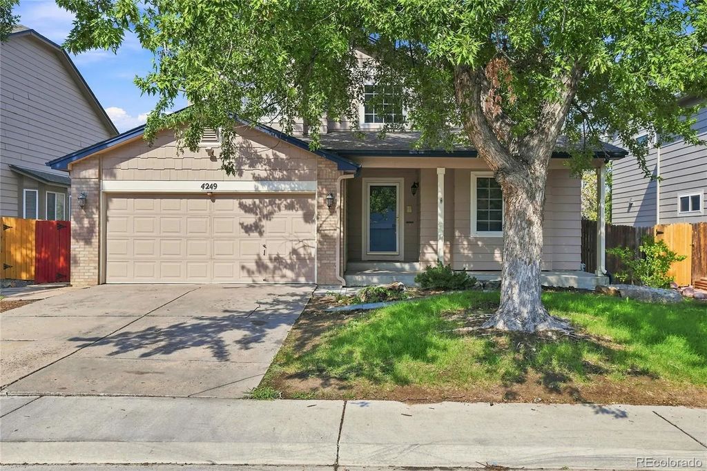 4249 S Killarney Street, Aurora