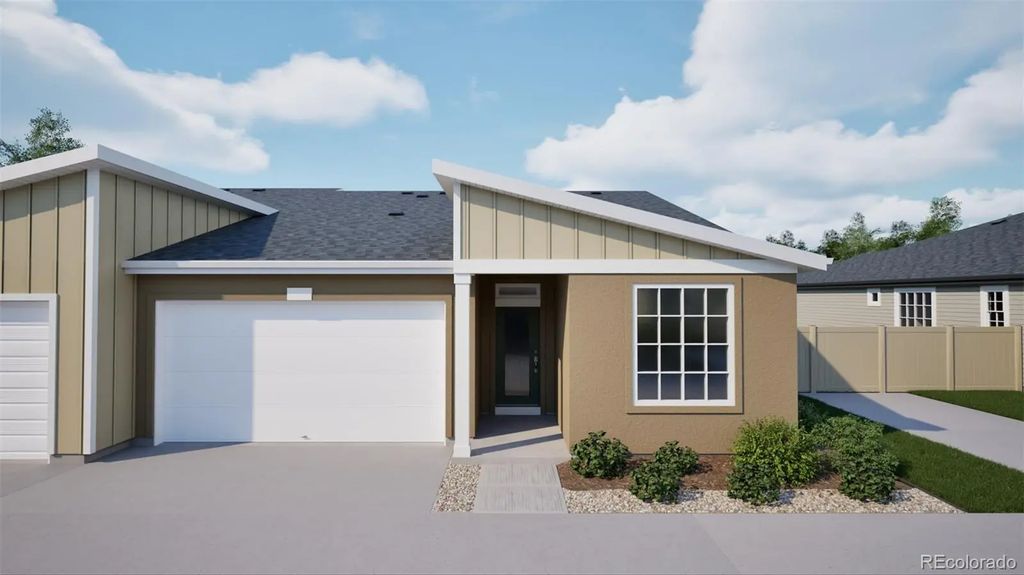 4974 N Tempe Street, Aurora