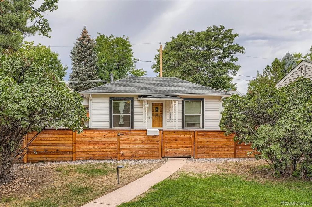 2537 S Logan Street, Denver