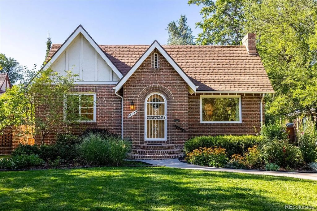 4524 Montview Boulevard, Denver