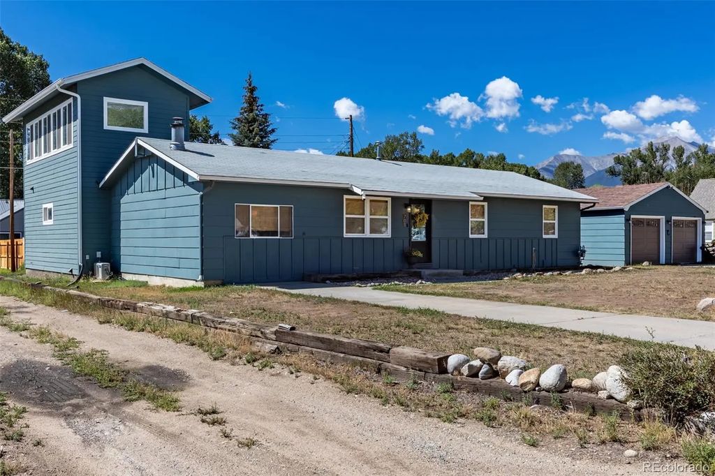 701 James Place, Buena Vista