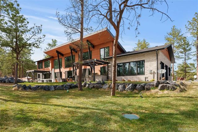 1188 Sky View Lane, Larkspur