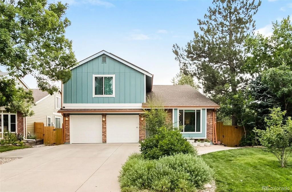 8140 Storm King Peak, Littleton