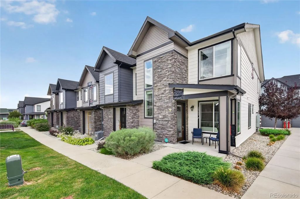 19733 W 93rd Lane F, Arvada