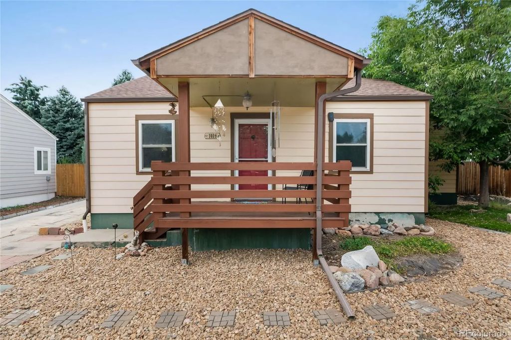 1019 Lamar Street, Lakewood