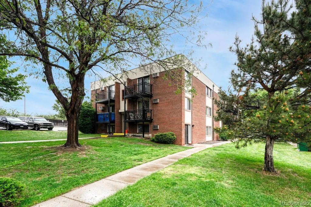 5995 W Hampden Avenue 22h, Denver