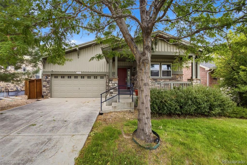 25107 E Canal Place, Aurora