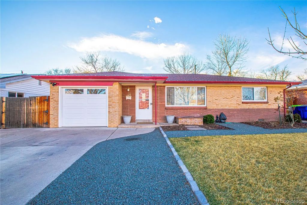 1543 S Benton Street, Lakewood
