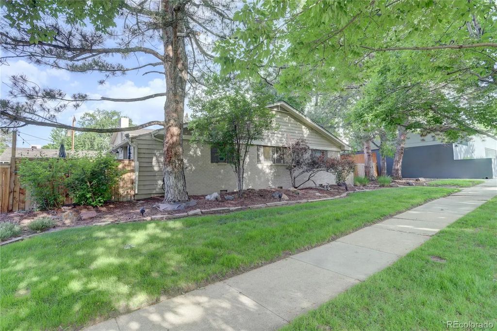551 Detroit Street, Denver