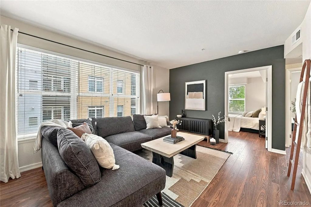 1623 Saint Paul Street 301, Denver