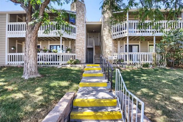 8225 Fairmount Drive 202, Denver